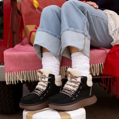 Wendy Peak Apres Suede CozStit Dames Boots Black/Tan