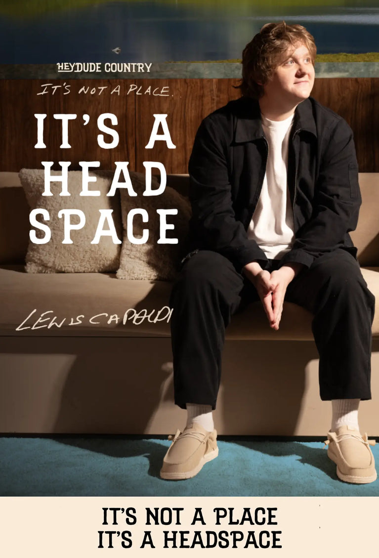 <p>HEYDUDE X LEWIS</p>